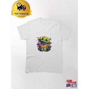 Aliens Flying UFO Sci Fi Retro Graphic Unisex T-Shirt